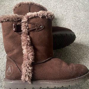 Winter boots